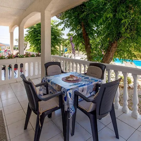 Stunning In Barbat With Kitchen